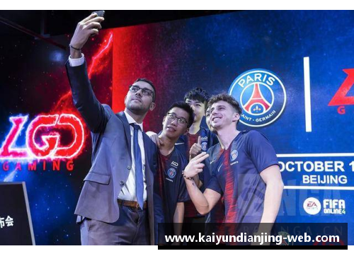 kaiyun电竞官网足球明星西装亮相瞬间展现时尚与运动的完美结合 - 副本
